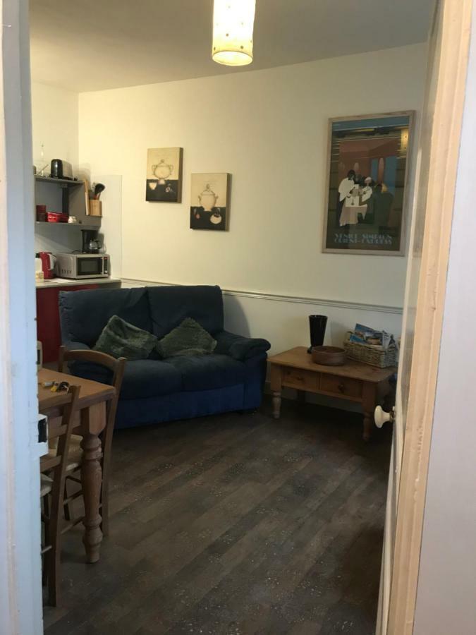Le Petit Logement Apartment Pre-en-Pail-Saint-Samson Exterior foto